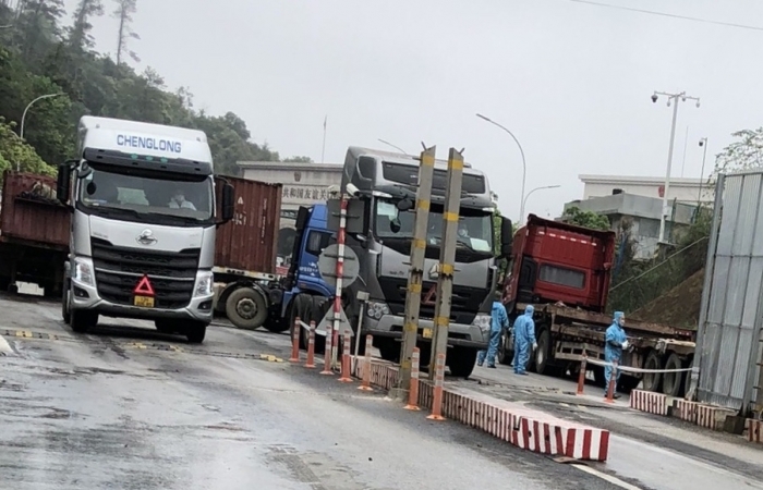 Phương án nào giải quyết ùn tắc hàng hóa tại cửa khẩu quốc tế Hữu Nghị (Lạng Sơn)?