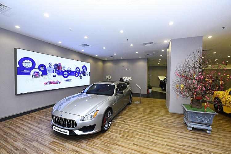 maserati gio i thie u khu trung ba y ta i trung tam thuong ma i vincom metropolis