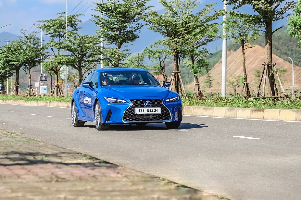 Trải nghiệm Lexus Signature 2021: “Bản hoà ca giữa những mặt đối lập”