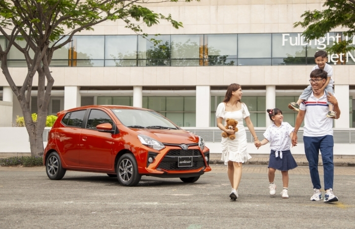 Mua Toyota Corolla Altis, Rush, Innova và Wigo trong tháng 1 được nhận nhiều quà tặng