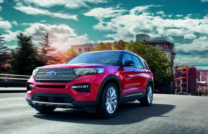 Mở màn thị trường ô tô năm 2022, Ford Explorer 2022 chốt giá 2,366 tỷ đồng