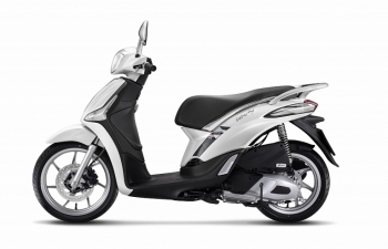 Chơi lớn, Piaggio Việt Nam định giá sốc cho Liberty One