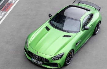 Ngắm nhìn siêu phẩm Mercedes-AMG GT R