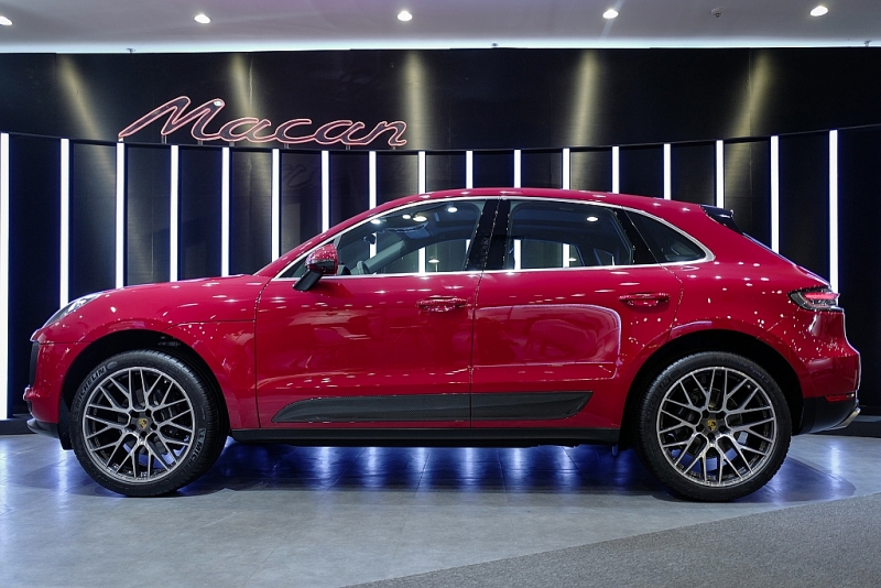 porsche macan 2019 chinh thuc xuat hien voi muc gia tu 31 dong