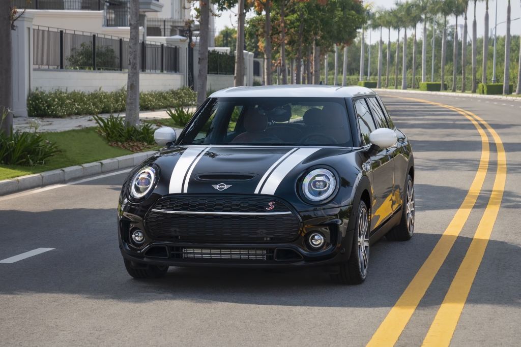 mini clubman 2020 co gi moi