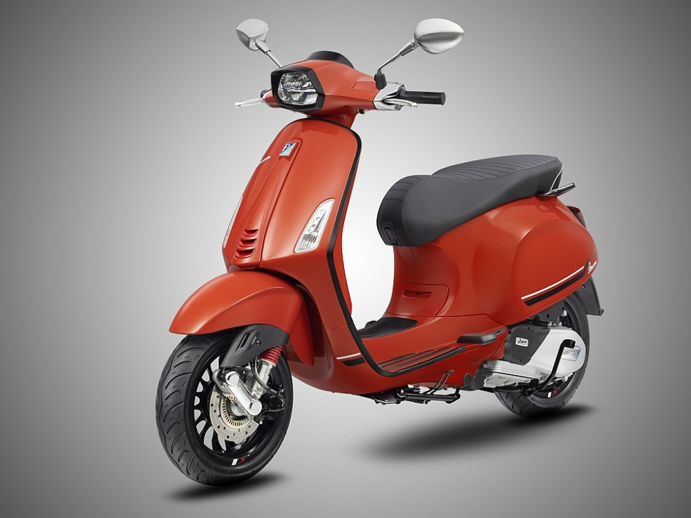 Piaggio Việt Nam ra mắt bộ sưu tập màu mới cho Vespa Sprint và Vespa Primavera