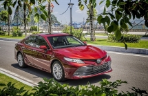 toyota ho tro 50 le phi truoc ba cho cac mau xe corolla altis fortuner innova