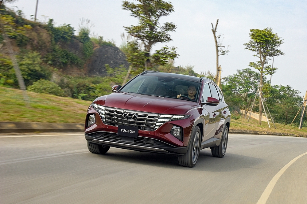 Tại sao Hyundai Tucson 2022 là lựa chọn cho người thích lái