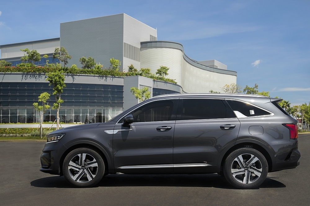 Giá từ 1,079 tỷ đồng, Kia Sorento thế hệ mới chính thức có mặt tại Việt Nam