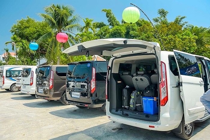 trai nghiem ford tourneo moi hanh trinh cua nhung niem vui