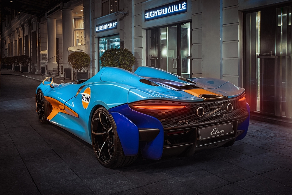 Siêu phẩm McLaren Elva đã đến Việt Nam, điểm cuối của World Tour 2021