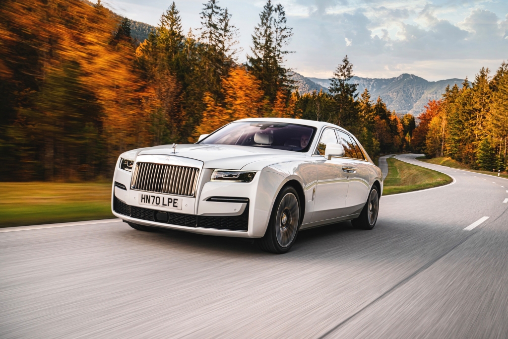 Rolls Royce New Ghost với bộ ảnh “chu du” thế giới