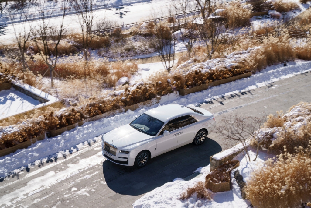 Rolls Royce New Ghost với bộ ảnh “chu du” thế giới