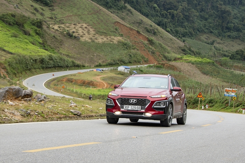 co hoi trai nghiem 10 cung duong dep nhat viet nam va trung thuong hyundai kona