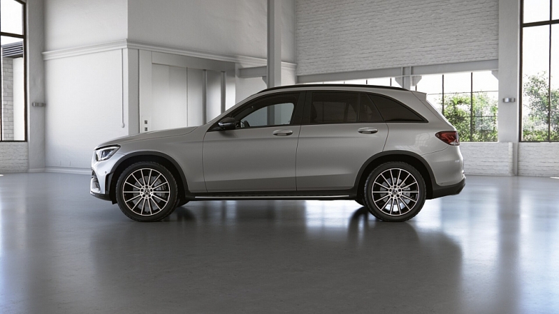 mercedes benz glc nang cap co gia 256 ty dong