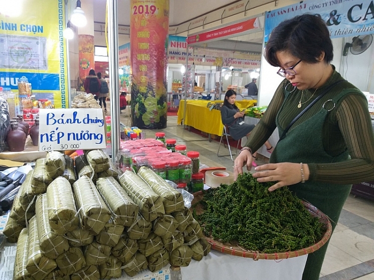 hang tram dac san vung mien khoe huong sac tai thu do