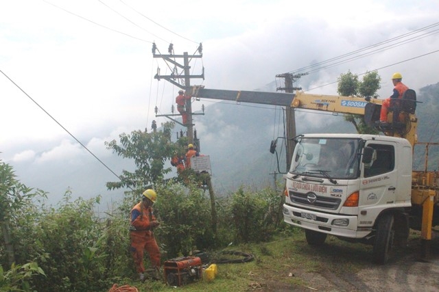 nganh dien lao cai thap sang vung bien cuong