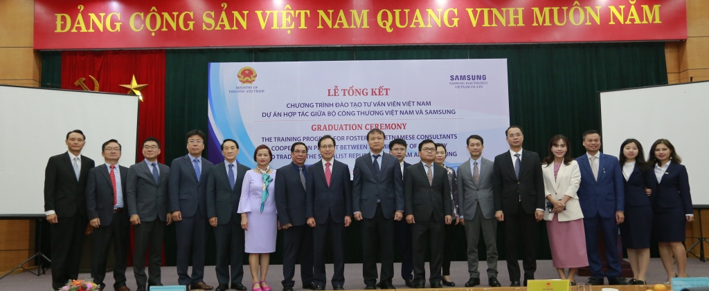 hon 200 chuyen gia tu van duoc samsung dao tao ve cai thien san xuat