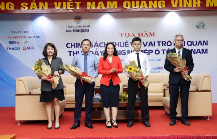 Hơn 100 doanh nghiệp dự Tọa đàm “Chính sách thuế và vai trò Hải quan thúc đẩy công nghiệp ô tô Việt Nam”