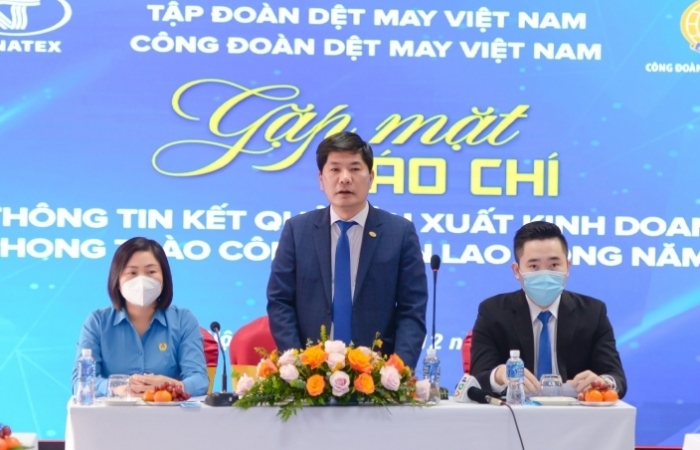 Vinatex “thắng" lớn trong năm khó khăn bủa vây