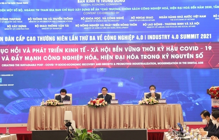 Mục tiêu tăng trưởng kinh tế bình quân giai đoạn 2021-2025 khoảng 6,5 đến 7%/năm