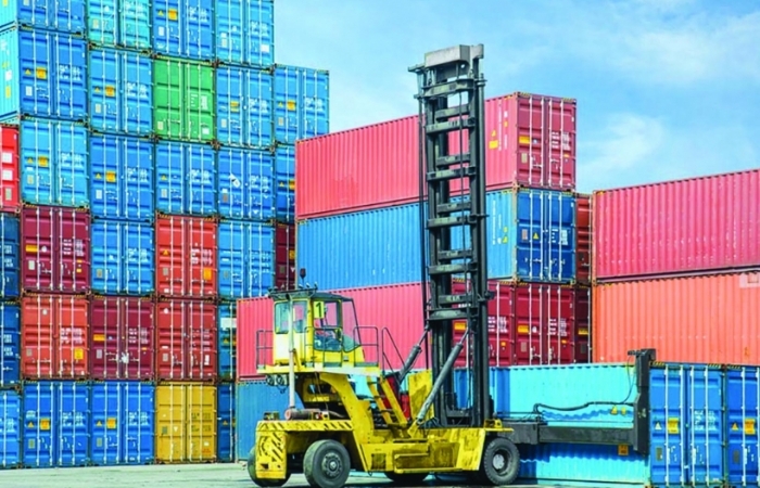 Đau đầu trước “cơn khát” container