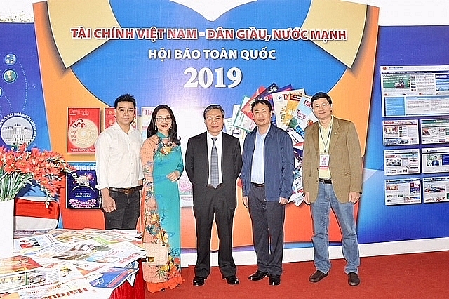 hoi bao toan quoc 2019 bao hai quan dat giai giao dien bao dien tu dep