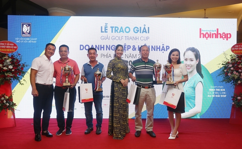 giai golf tranh cup doanh nghiep va hoi nhap phia bac 2019 noi khang dinh dang cap cac golfer