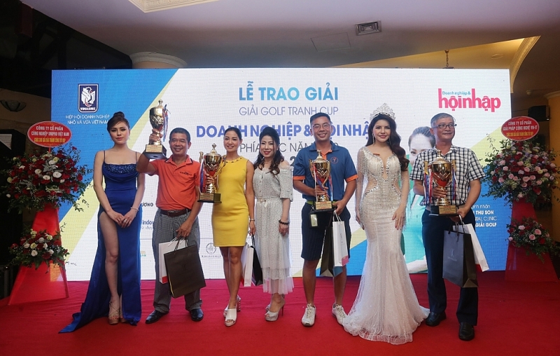 giai golf tranh cup doanh nghiep va hoi nhap phia bac 2019 noi khang dinh dang cap cac golfer