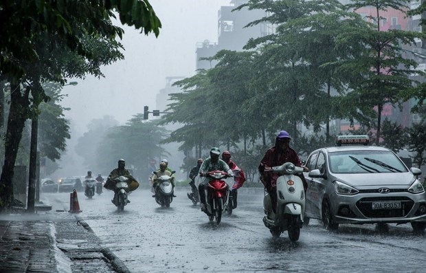 10 ngày tới, cả nước tiếp tục nắng nóng, có mưa dông vào chiều tối |