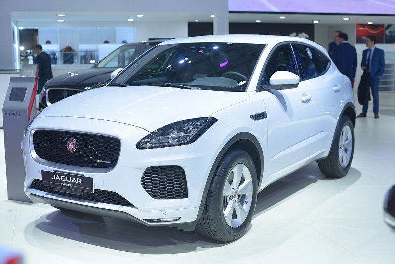 jaguar va land rover an tuong tu cac sieu pham den tu anh