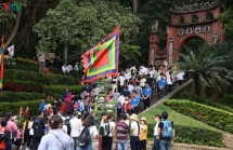 tho cung vua hung bieu tuong van hoa tin nguong ket noi qua khu va hien tai