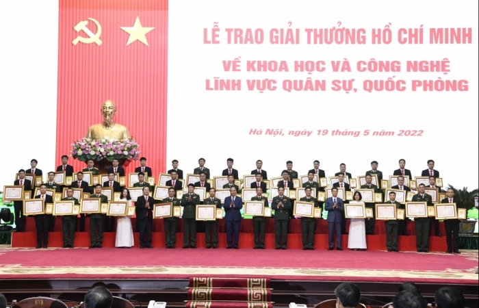 Lễ trao Giải thưởng Hồ Chí Minh về khoa học và công nghệ đợt 6