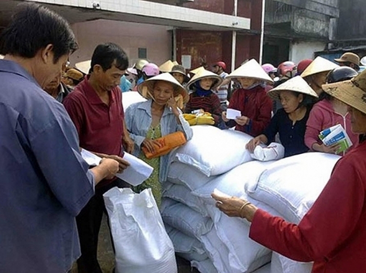 nua trieu nguoi ngheo da nhan gao ho tro cua chinh phu truoc tet