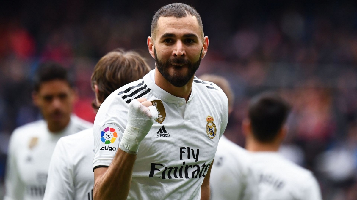 5. Karim Benzema (Lyon, Real Madrid) - 69 bàn thắng.