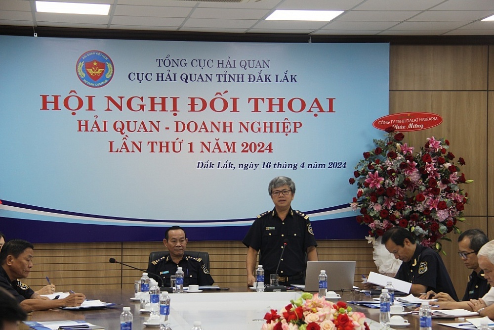 Lãnh đạo Cục Hải quan  Đắk Lắk  trực tiếp tháo gỡ vướng mắc cho doanh nghiệp